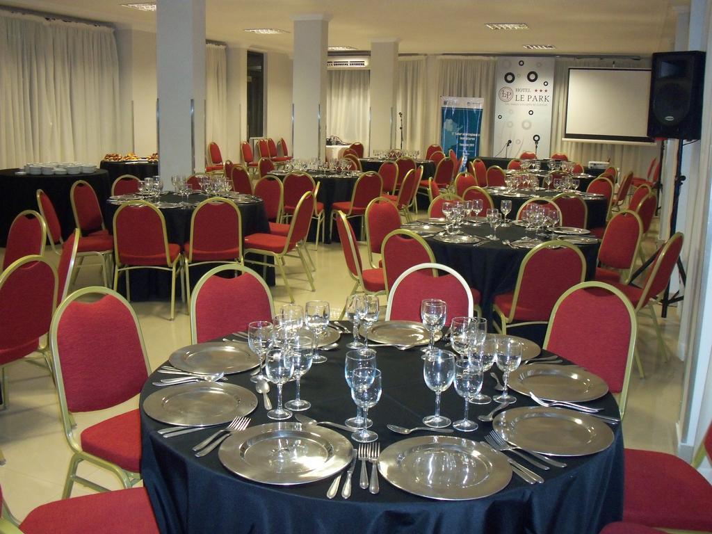 San Miguel de Tucumán Hotel Le Park מראה חיצוני תמונה